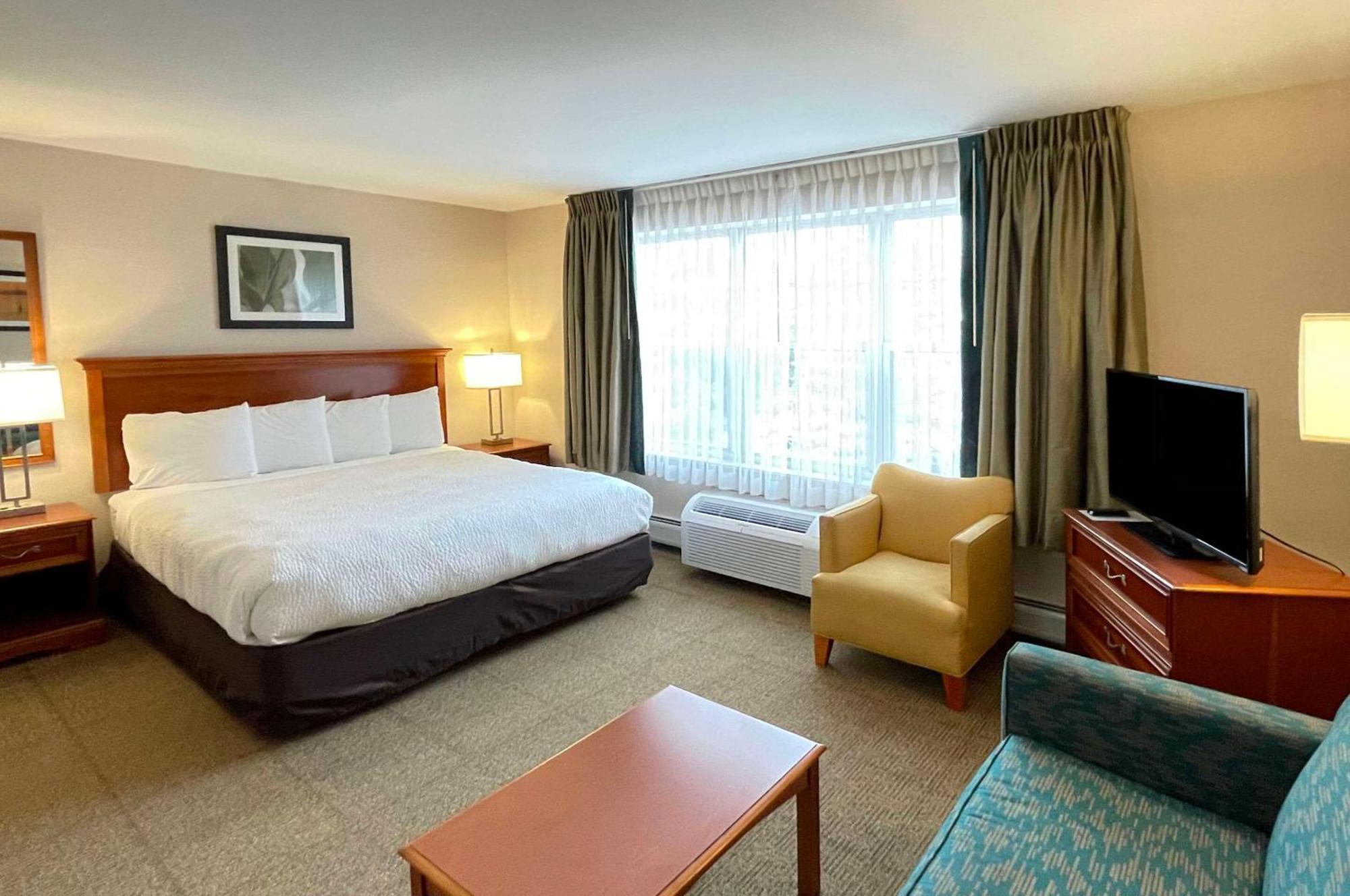 Smart Suites, Ascend Hotel Collection Южен Бърлингтън Екстериор снимка