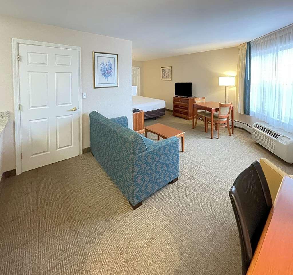 Smart Suites, Ascend Hotel Collection Южен Бърлингтън Стая снимка