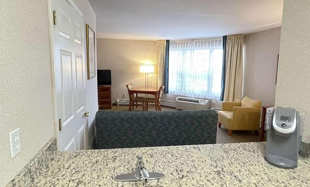 Smart Suites, Ascend Hotel Collection Южен Бърлингтън Стая снимка